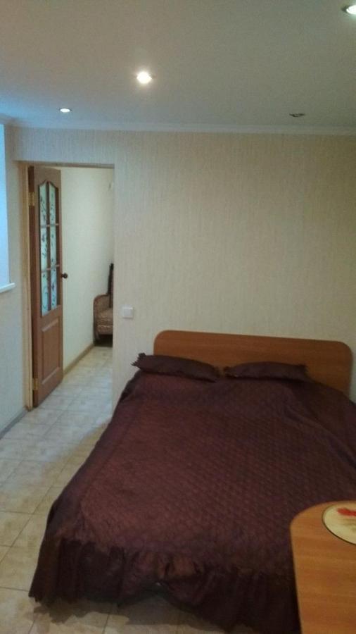Частный Дом, Отдельный Вход И Двор Apartment Cherkasy Exterior photo